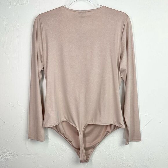 Express Blushing Mauve Body Contour Metallic Twist Bodysuit XL New - Picture 4 of 6